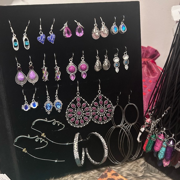 Elegant Silver EARRINGS - Picture 1 of 1